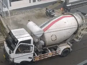 Melihat Tanjakan di Dago Giri yang Viral Gegara Truk Mundur