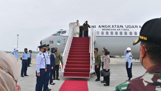 Wapres Ma'ruf Amin kunker ke Sumbar dan Aceh. Pada kunjungan kerja ini, Ma'ruf akan meresmikan Gerakan Nasional (Gernas) Bangga Buatan Indonesia (BBI). (dok Setwapres)