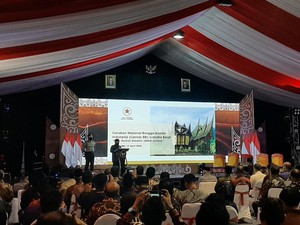 Buka Gernas BBI Sumbar, Maruf: Tak Ada Alasan Tak Bangga Produk Buatan Sendiri