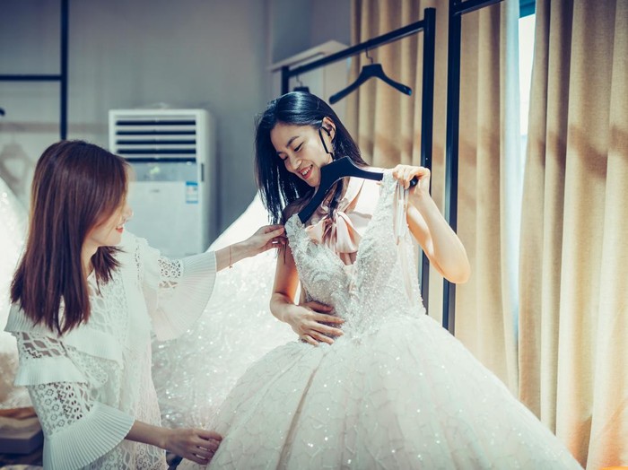 Wedding Dress, Dress, Shopping, Store, Women, Asian and Indian Ethnicities, Shanghai.
