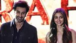 Potret Mesra Alia Bhatt dan Ranbir Kapoor, Siap Menikah Pekan Ini!