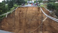 Diketahui, hujan berkepanjangan menyebabkan banjir di kawasan Afrika Selatan. Durban merupakan kota terpadat ketiga setelah Cape Town dan Johannesburg, Afsel. (AP Photo).