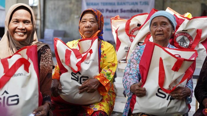 Berbagi Berkah Ramadan dengan Sembako Berbagi Berkah Ramadan dengan Sembako