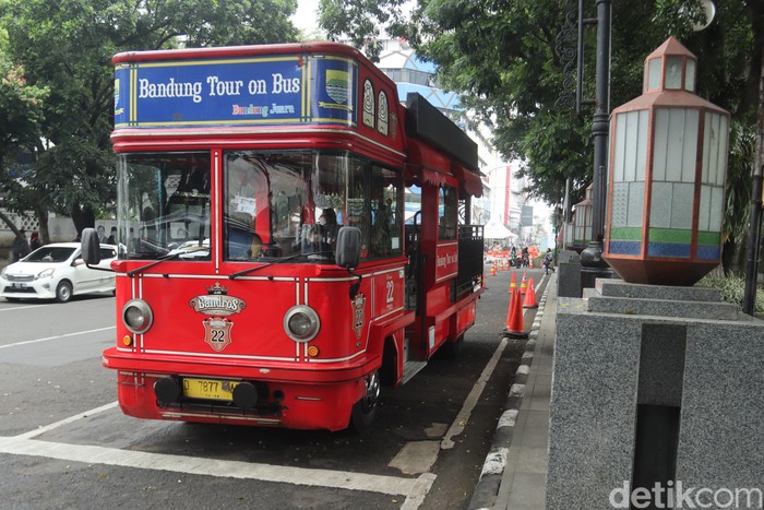 Bus Bandros Bandung