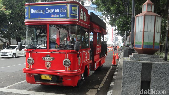 Bus Bandros Bandung