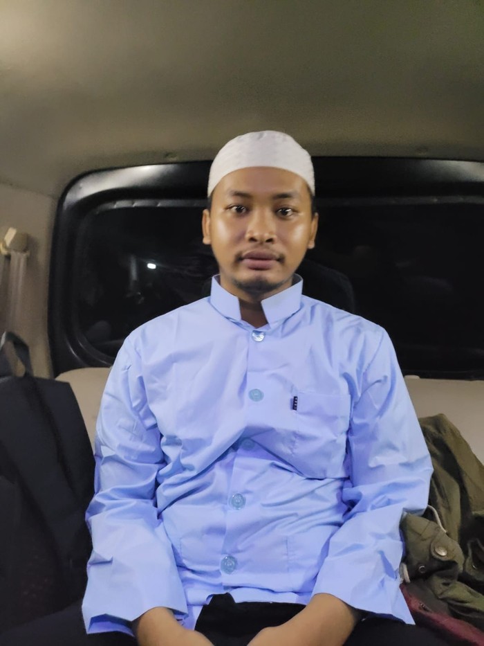 Dhia Ul Haq, tersangka yang pertama kali memukul Ade Armando di demo 11 April 2022