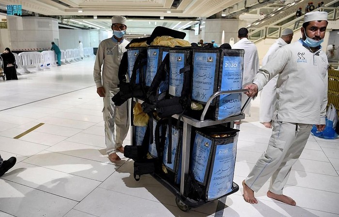 Distribusi Air Zamzam