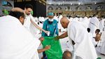Melihat Distribusi Air Zamzam di Masjidil Haram Saat Ramadan