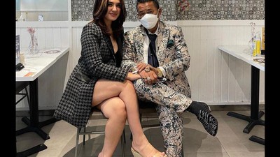 Sebelum Mundur jadi Aspri, Ini Momen Iqlima Kim dan Hotman Paris di Beach Club