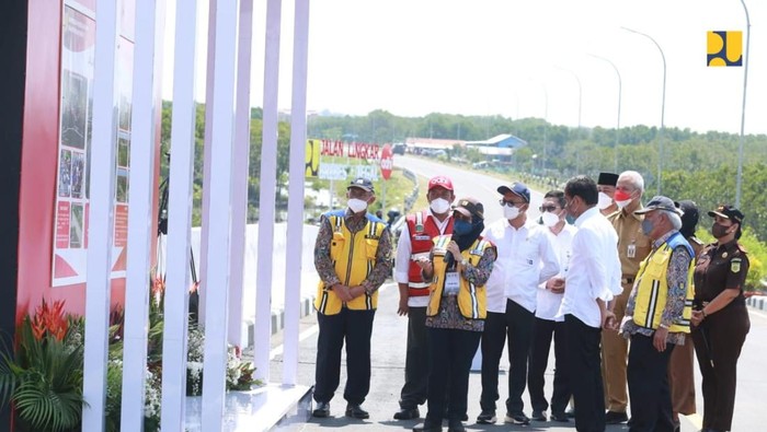 Jalan lingkar Brebes-Tegal diresmikan Presiden Joko Widodo