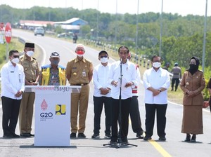 Pecah Telur! Jokowi Sangat Senang INA Guyur Rp 39 T ke BUMN Tol
