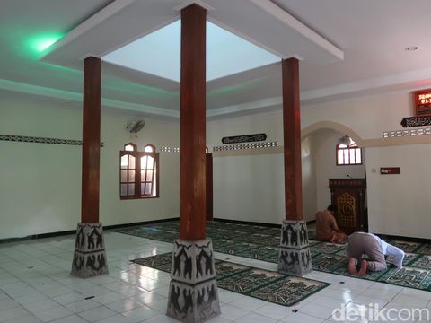 Masjid Sunan Kalijaga di Pedukuhan Blimbing, Kalurahan Girisekar, Kapanewon Panggang.