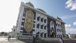 Megahnya Masjid di Palangka Raya dengan Ornamen Khas Dayak