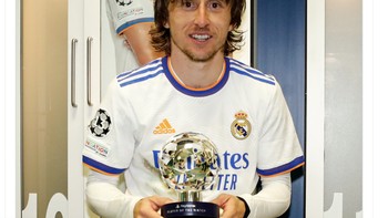 Luca Modrid jadi pemain terbaik di laga semalam. Foto: Twitter