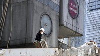 Nakagin Capsule Tower muncul dari ide ciamik dari arsitek Kishi Kurokawa.