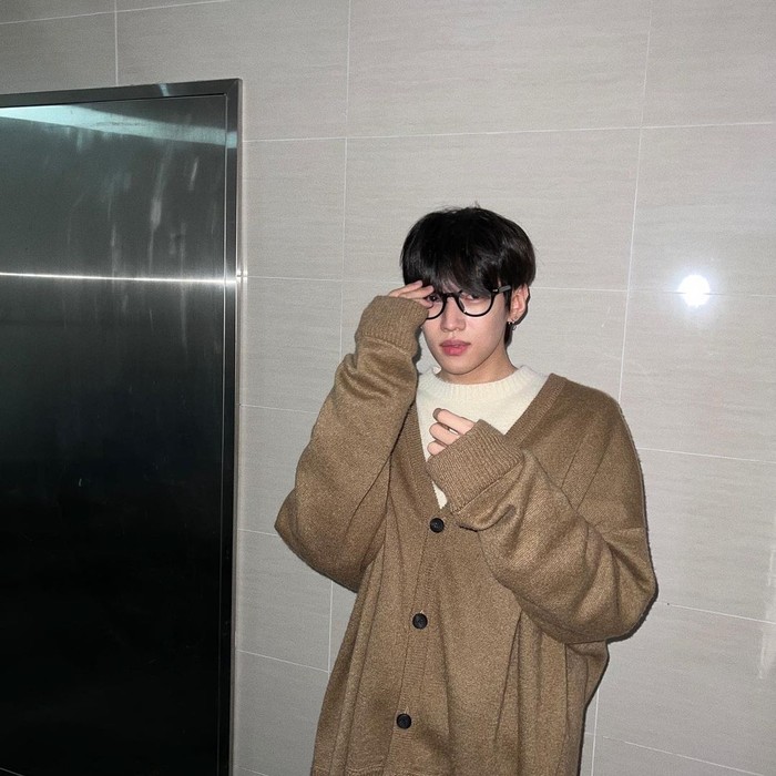 Park Jae Chan, pemeran drama Korea Semantic Error, kini sedang menanjak popularitasnya. Dia juga salah satu personel boyband DKZ.