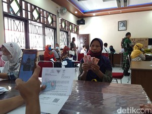 BLT dan BSU, Solusi Efektifkah?