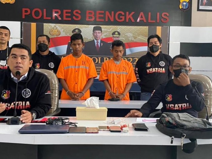 Tersangka pembunuhan perempuan muda di Bengkalis.
