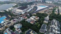 Sirkuit Formula E sendiri memiliki lima zona dengan panjang lintasan 2,5 kilometer serta memiliki 18 tikungan.