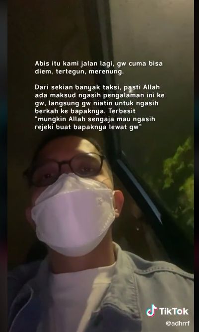 Penumpang ditraktir takjil sopir taksi