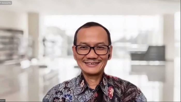 Plt. Dirjen Dikti Kemendikbudristek, Nizam, saat mengisi acara Fellowship Jurnalisme Pendidikan Batch IV daring yang diselenggarakan oleh Gerakan Wartawan Peduli Pendidikan berkolaborasi dengan PT Paragon Technology and Innovation, Rabu (13/4/2022).