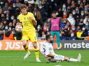 Gol Alonso Dianulir, Tuchel Soroti Wasit