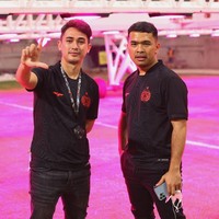 Nama Rico Valentino tengah jadi perbincangan usai dirinya dikabarkan ditangkap bersama pengusaha pemilik gerai ponsel, Putra Siregar. Keduanya ditangkap pihak kepolisian atas dugaan penganiayaan yang terjadi di salah satu kafe di kawasan Senopati, Jakarta Selatan. Foto: Instagram/@ricovalt