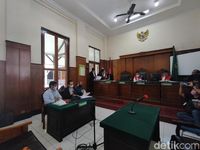 Sidang Praperadilan Wabup Bojonegoro Hanya 5 Menit, Ini Sebabnya