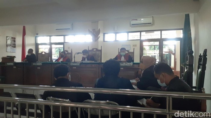 Suasana sidang kasus penganiayaan di Politeknik Ilmu Pelayaran (PIP) Semarang Zidan Muhammad Faza, PN Semarang, Jalan Siliwangi, Rabu (13/4/2022).
