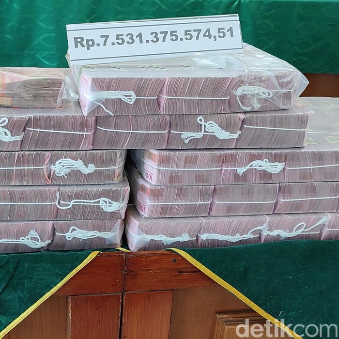 Terapis Pijat Online Bandung Raup Duit Ilegal dari Nigeria