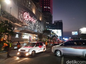 Pengunjung Mulai Ambil Mobil yang Menginap Imbas Kebakaran TP 5