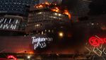 Penampakan Kobaran Api yang Membakar Tunjungan Plaza 5 Surabaya