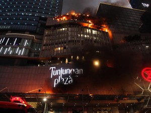 Peristiwa Sepekan di Jatim: Pembunuhan Mahasiswa UB-TP 5 Terbakar