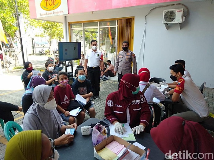 Vaksinasi di Bojonegoro