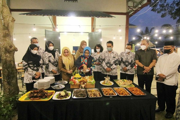 Walkot Mojokerto Resmikan Cafe Teras Workshop