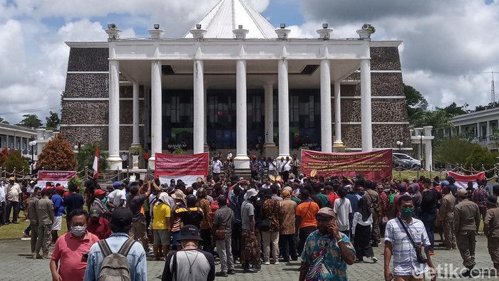 Warga di Timika deklarasi dukung rencana DOB Papua Tengah