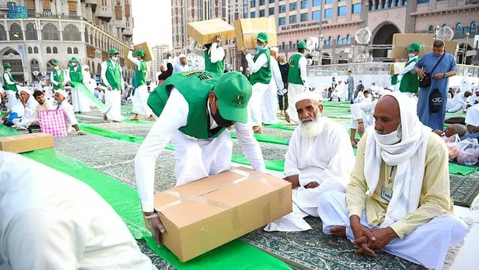 1 juta makanan buka puasa dibagikan di Masjidil Haram 1 juta makanan buka puasa dibagikan di Masjidil Haram