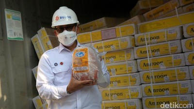 168 Ton Daging Kerbau India Tiba di Tanjung Priok