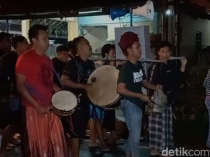 Kala Musik Tanji Kuda Renggong Bangunkan Warga Sumedang Sahur