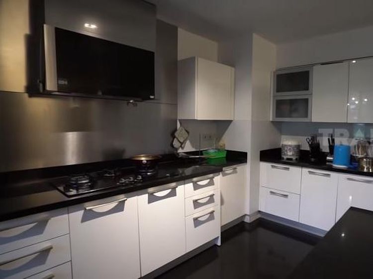 Punya Chef Pribadi, Begini 10 Potret Dapur Momo Geisha