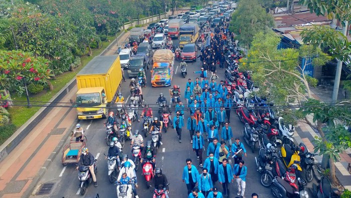demo mahasiswa surabaya