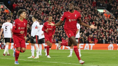 Drama 6 Gol, Liverpool Depak Benfica