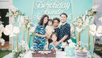 10 Momen Hangat Ruben Onsu Saat Kulineran hingga Ultah Bareng Keluarga