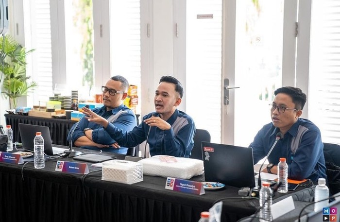Galeri Foto Ruben Onsu 10 Momen Hangat Ruben Onsu Saat Kulineran hingga Ultah Bareng Keluarga