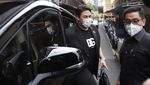 Ivan Gunawan Masuk ke Bareskrim Bawa Koper Hitam, Apa Isinya?