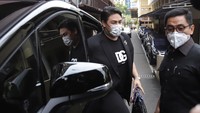 Ivan Gunawan mendatangi Bareskrim Polri untuk pemeriksaan terkait kasus DNA Pro. Foto: Palevi/detikcom