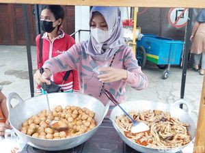 5 Jajanan Murah Meriah di Jalan Gatot Subroto Bandung
