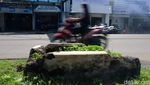 Jangan Meleng, Ada Kotak Semen Menjorok ke Jalan di Ciputat
