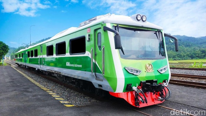 Kereta wisata