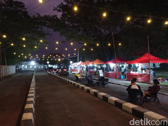 Kumalagiri, sentra kuliner malam di Terminal Tipe A Giri Adipura.